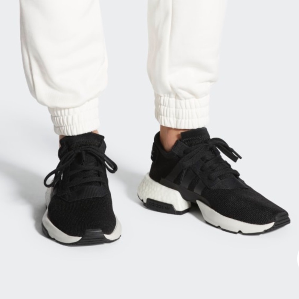 PRICE DROP* NEVER WORN* Adidas POD-S.3.1 shoes